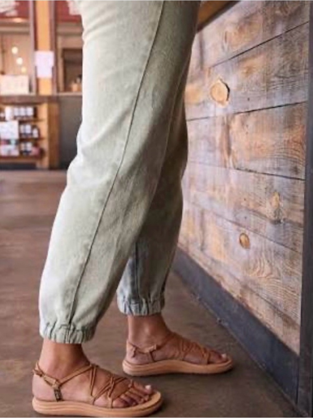 Teva Voya Infinity Sandals - Tan